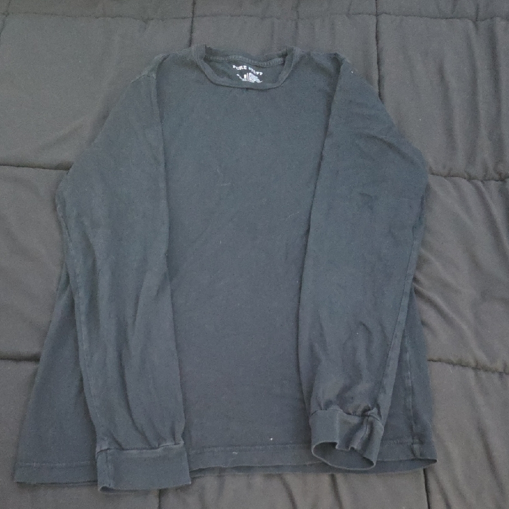 Black Long Sleeve Tee for Casual Wear